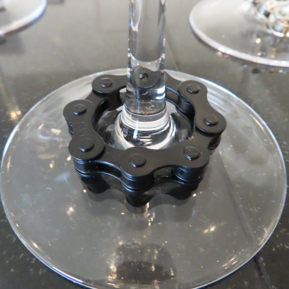 Magnetic Wine Glass Charms Colored Bike Chain Markers Christmas Gift Set Bikers - Picture 14 of 16